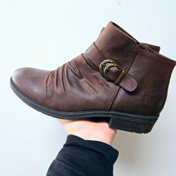 3 For 45 💗✨️ Bare Traps Genuine Leather Ankle Boots – Brown with Gold Buckle - Picture 3 of 7